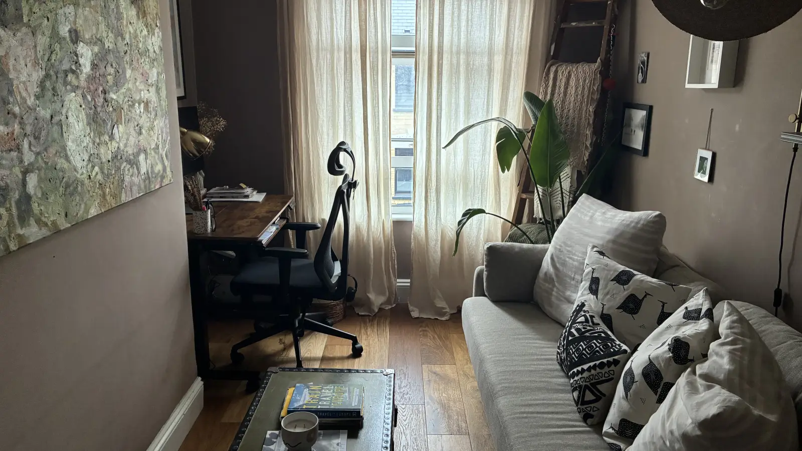 Flat Reighton Road in Greater London