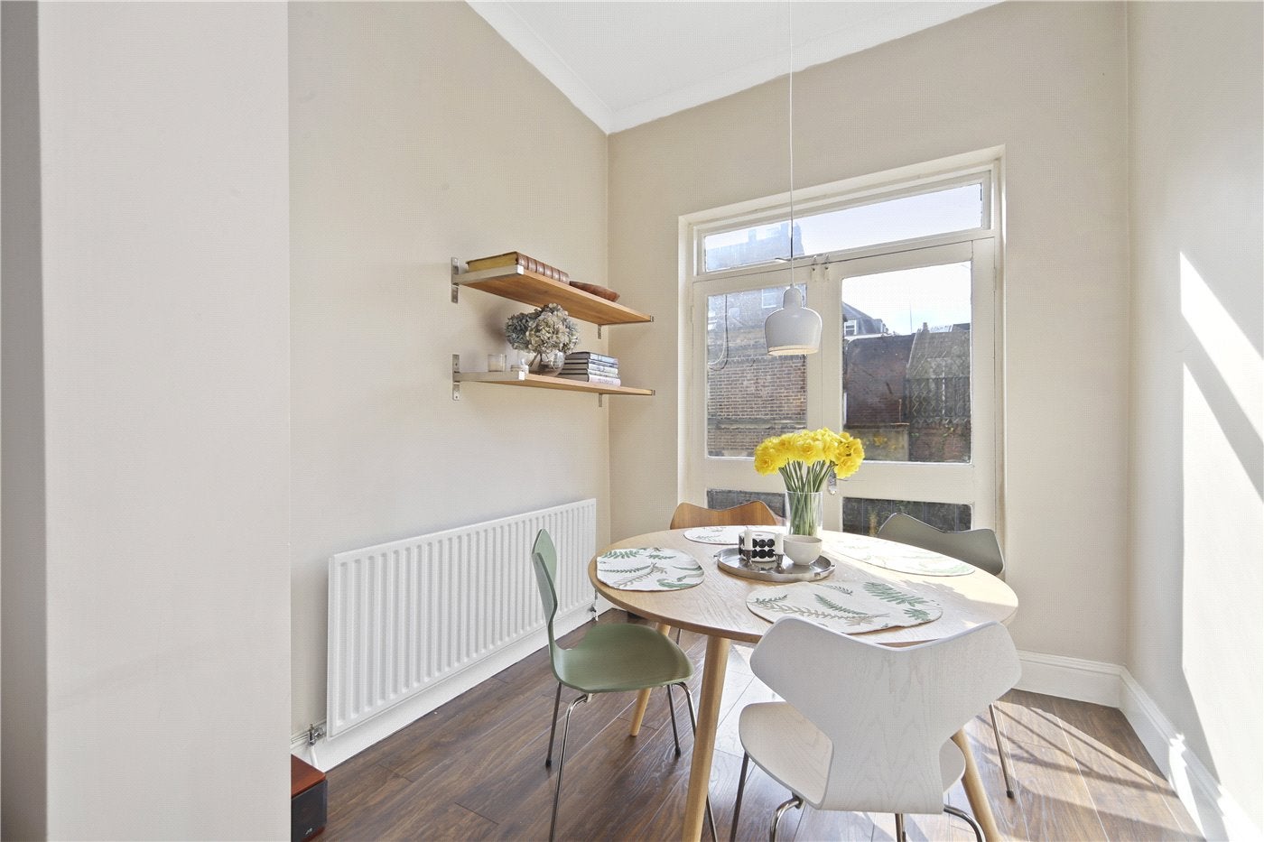 Flat Monmouth Road in City of Westminster