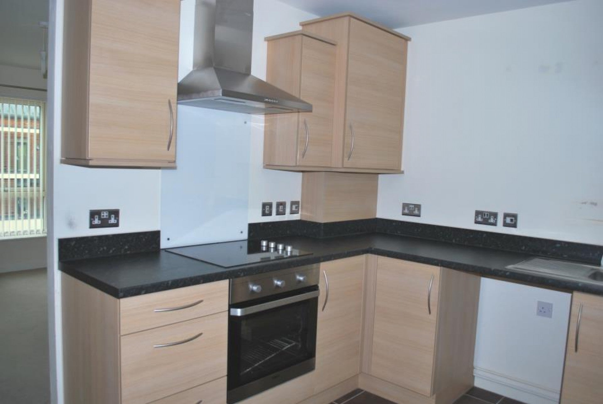 Flat Barrack Close in Dawley