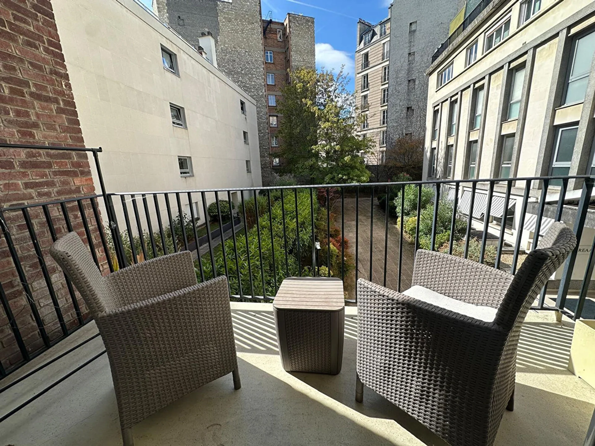 Flat Boulevard Bineau in Neuilly-sur-Seine