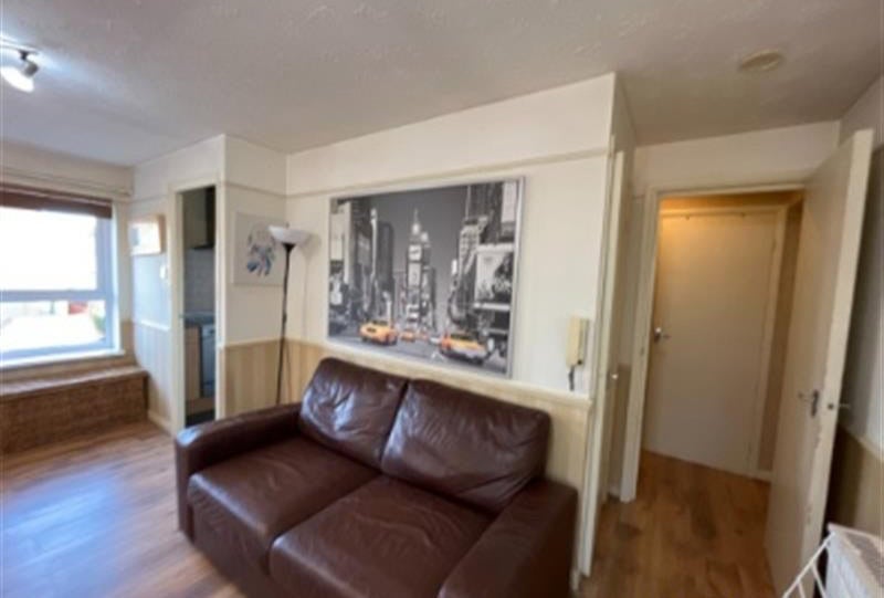 Flat Stoneyhill Road in Musselburgh