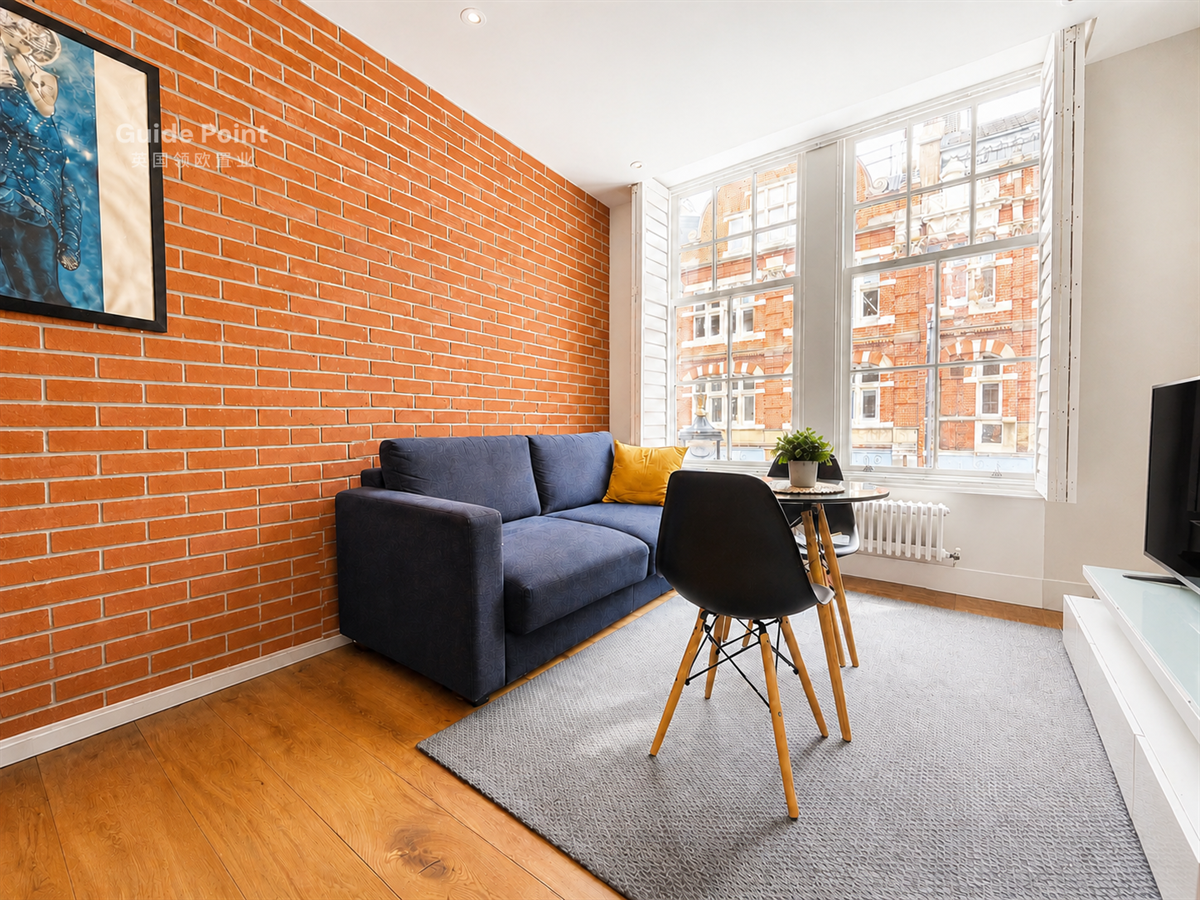 Flat Long Acre in City of Westminster