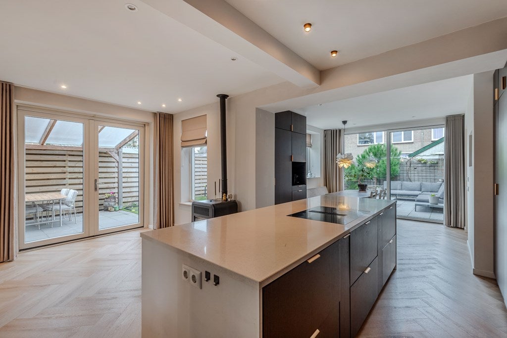 Vrijstaande woning te koop: Kerkstraat 13, Oudemirdum