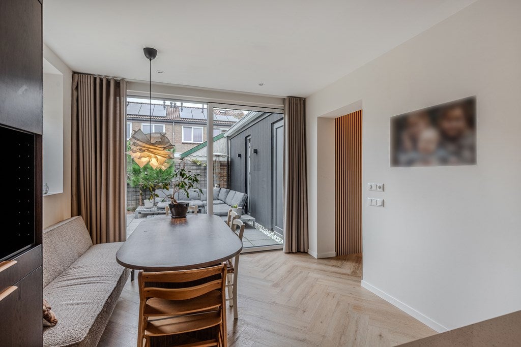 Vrijstaande woning te koop: Kerkstraat 13, Oudemirdum