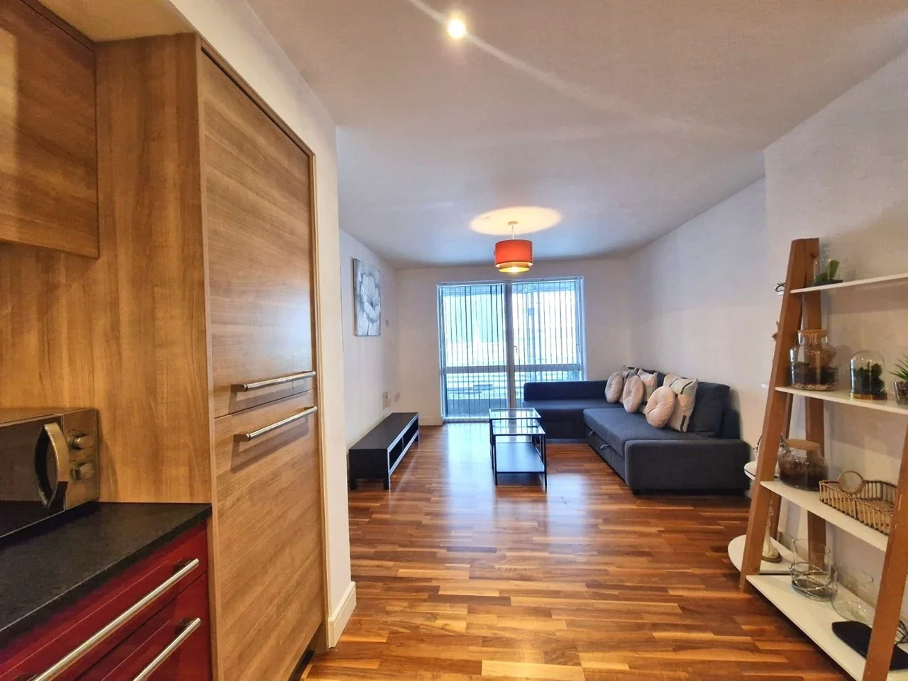 Flat Edgbaston Crescent in Birmingham