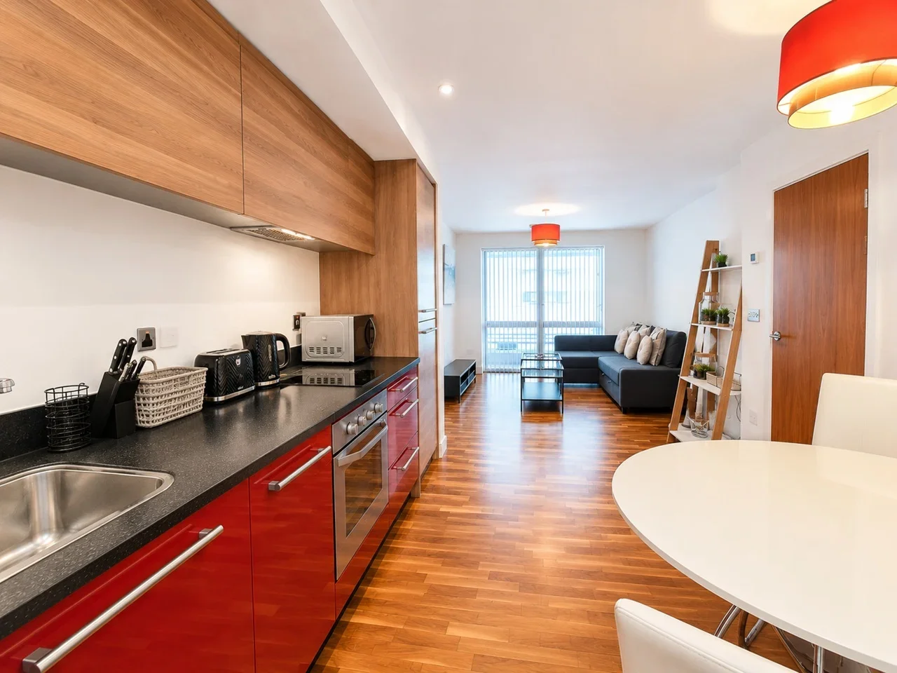 Flat Edgbaston Crescent in Birmingham