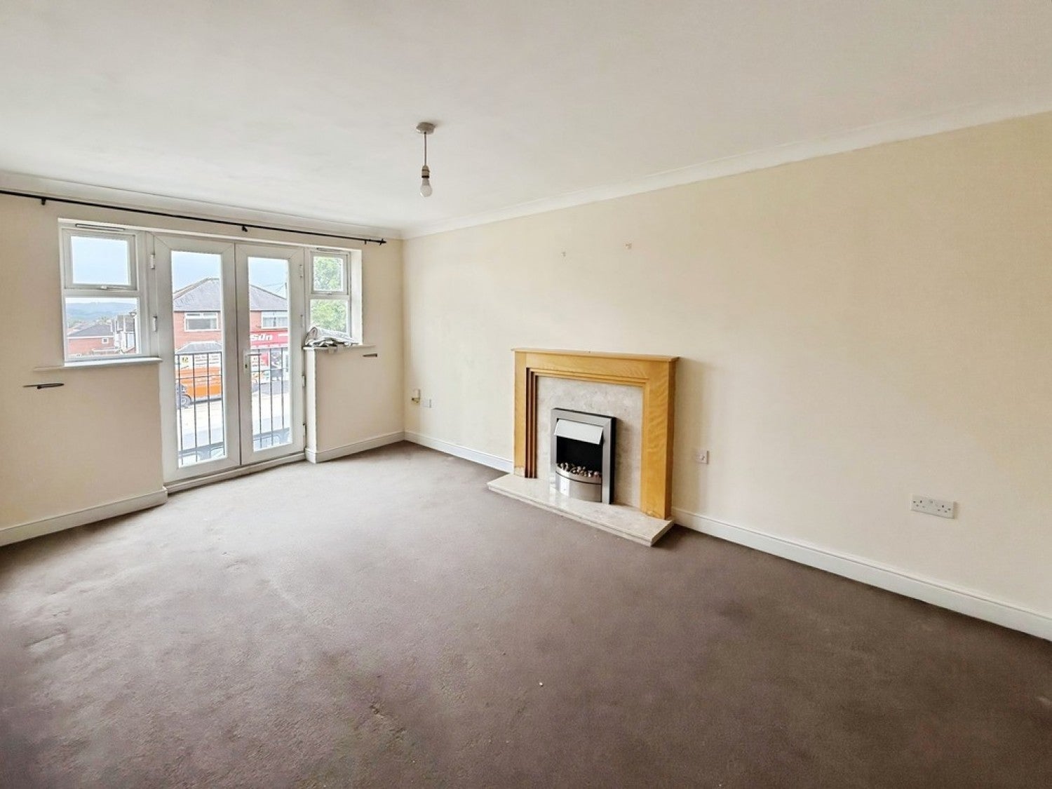 Flat Spinners Close in Mansfield