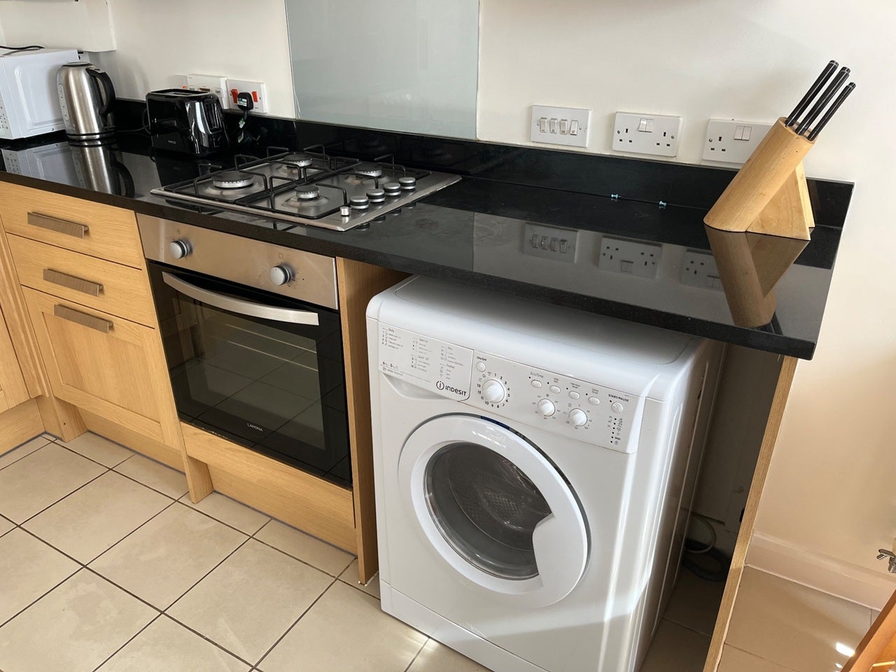 Flat Horfield Road in Bristol