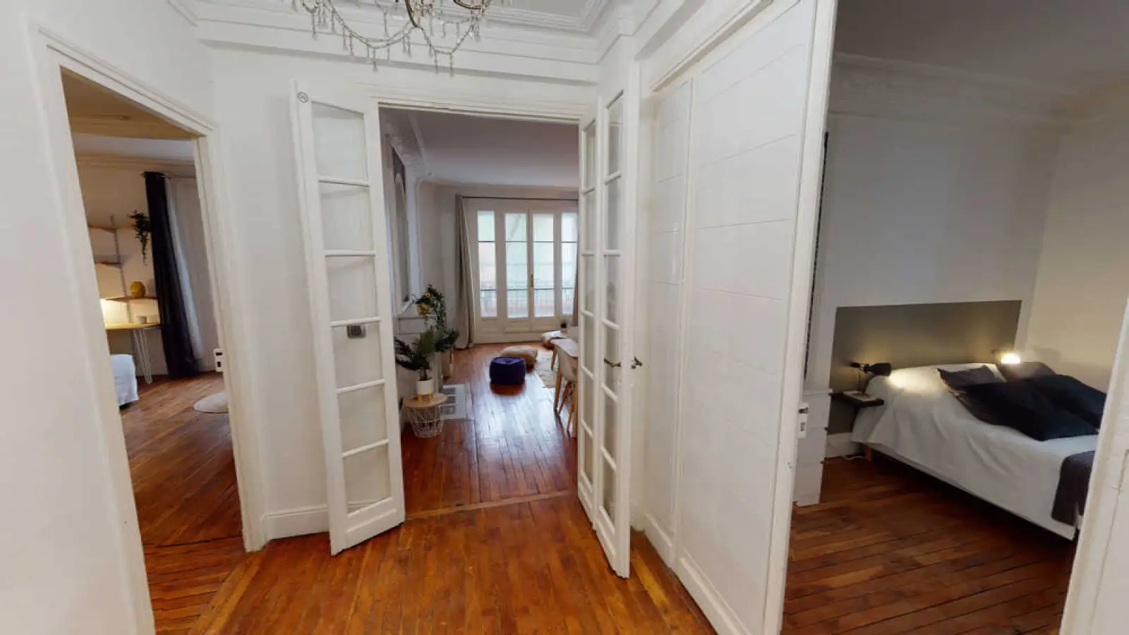 Appartement Rue de l'Université à Paris