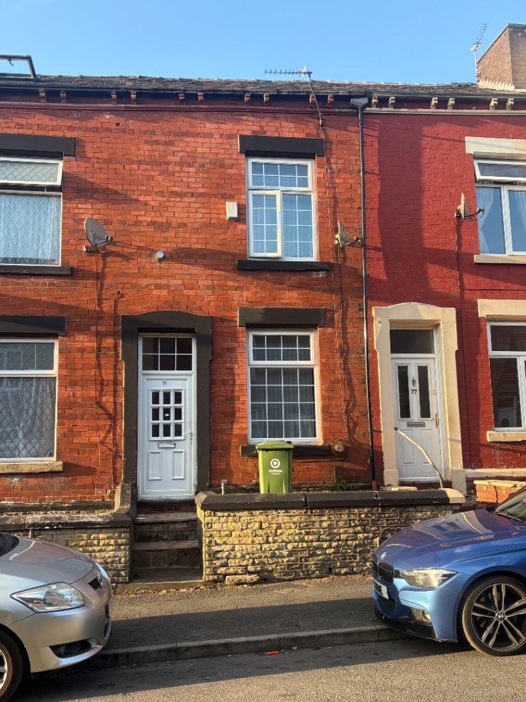 House Brompton Street in Chadderton