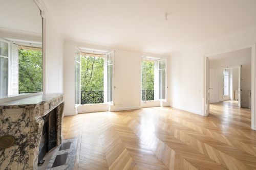 Appartement Boulevard de Courcelles à Paris