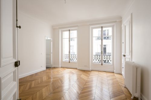Flat Boulevard de Courcelles in Paris