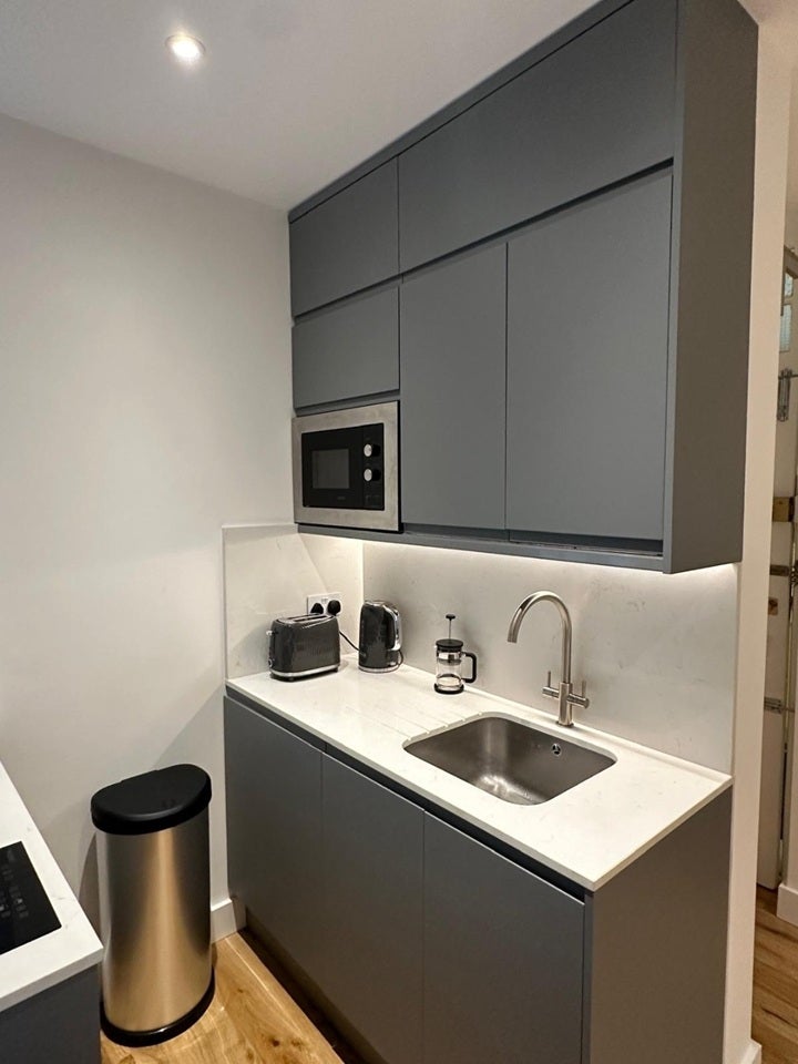 Flat Tavistock Place in Greater London