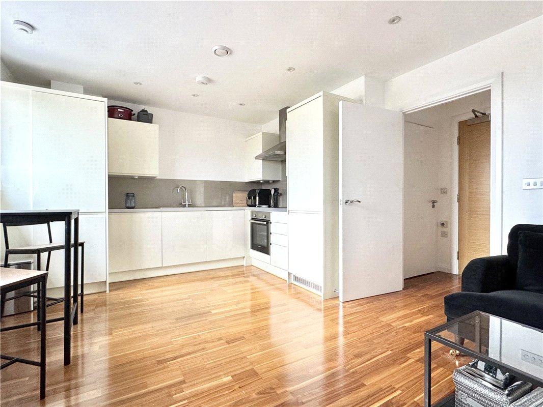 Flat Azalea Drive in Swanley