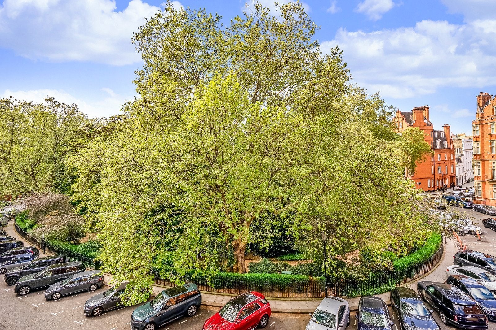 Flat Hans Place in Greater London
