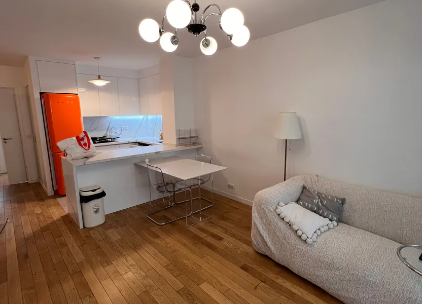 Flat Rue Baudin in Levallois-Perret