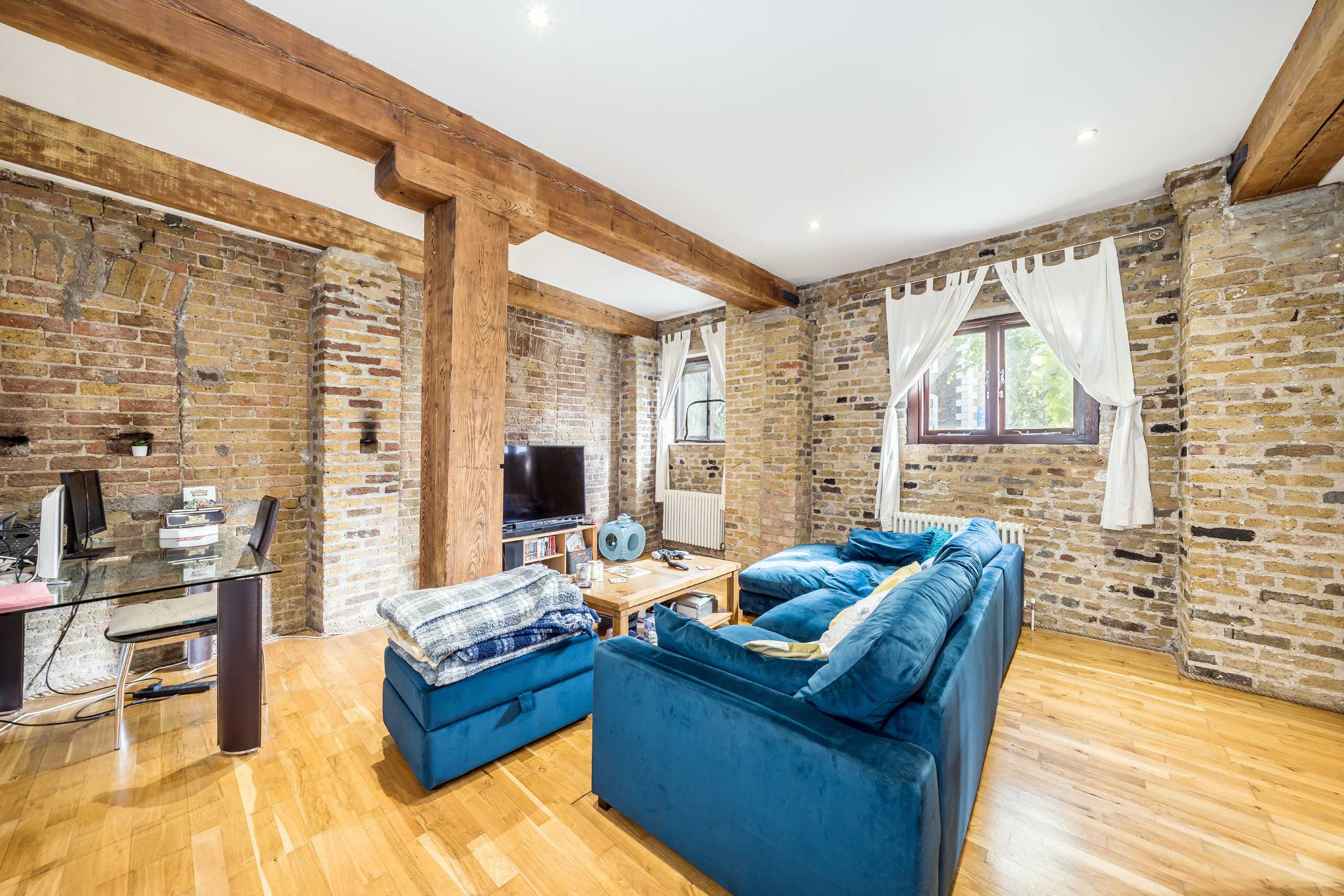 Flat Hope Wharf in Greater London