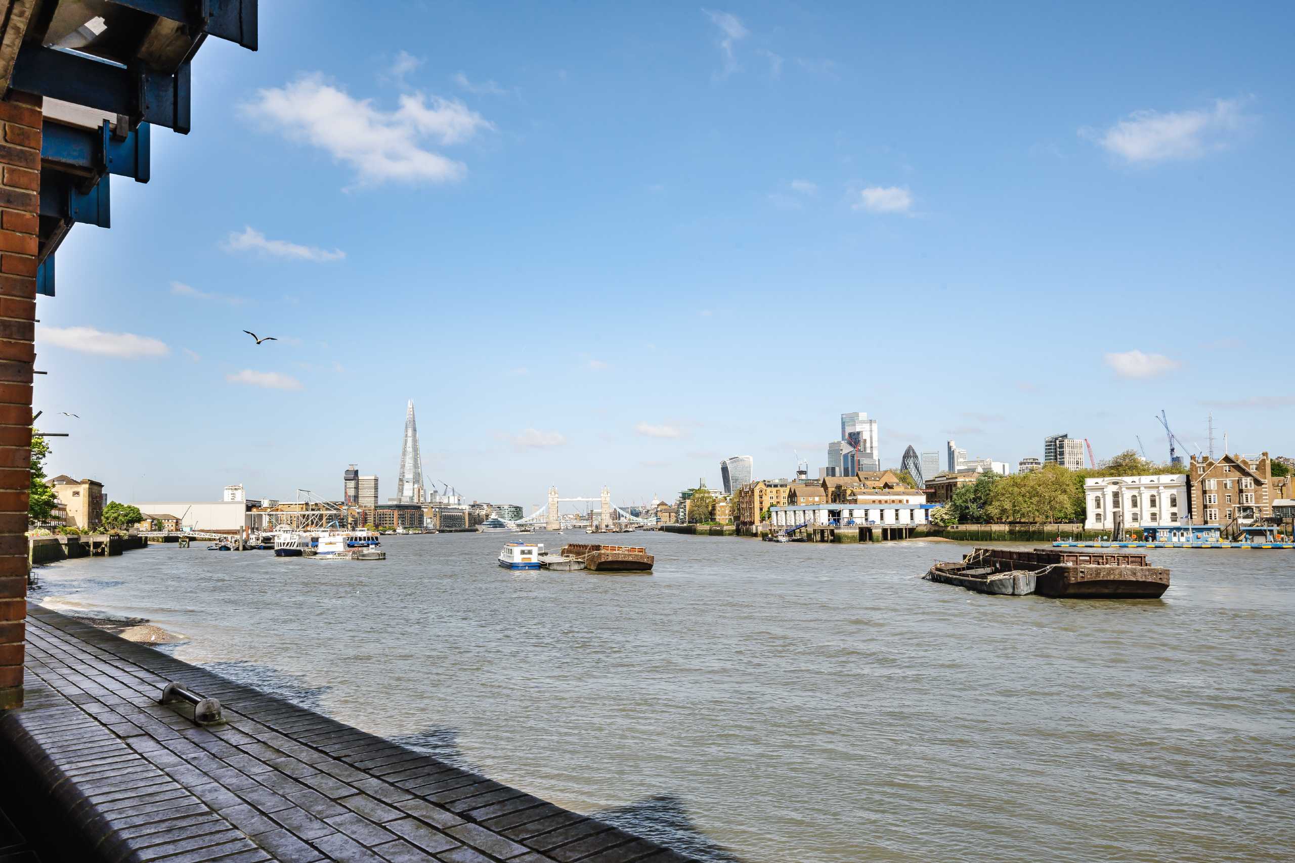 Flat Hope Wharf in Greater London