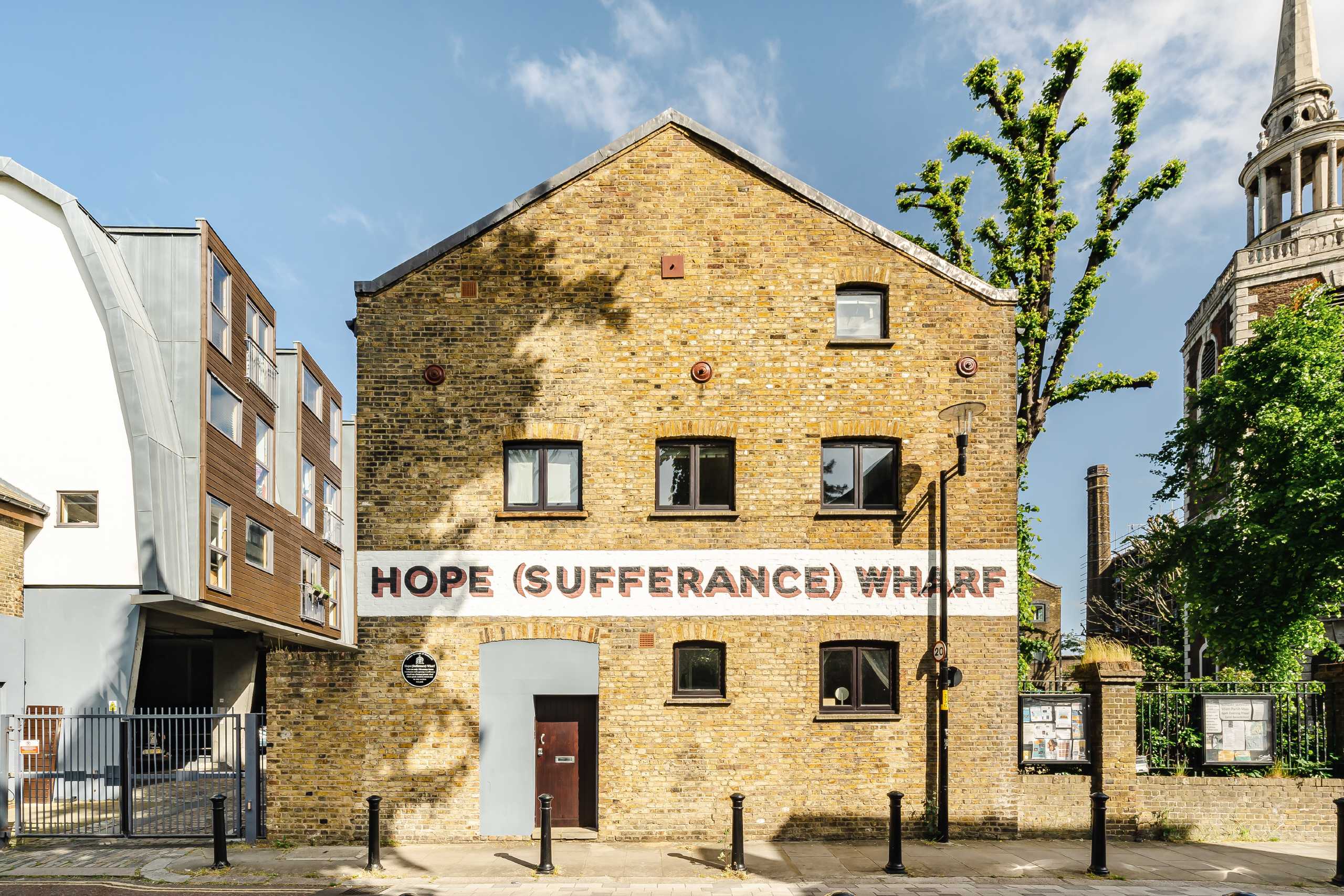 Flat Hope Wharf in Greater London