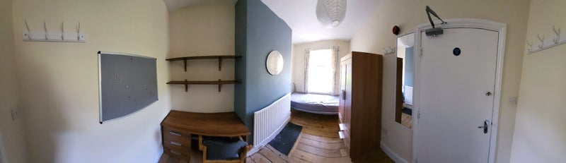 Room City Road in Nottingham