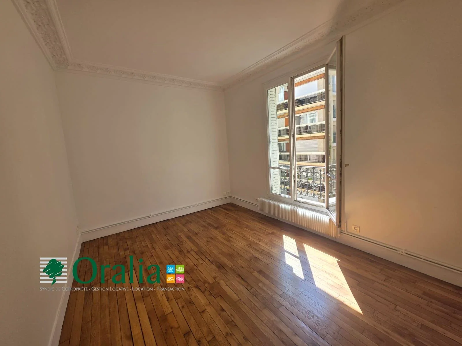 Appartement Rue Erlanger à Paris