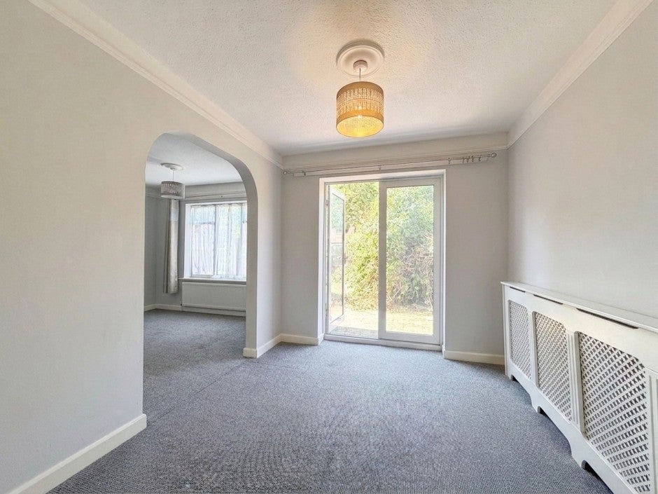 Flat Huxley Close in Greater London