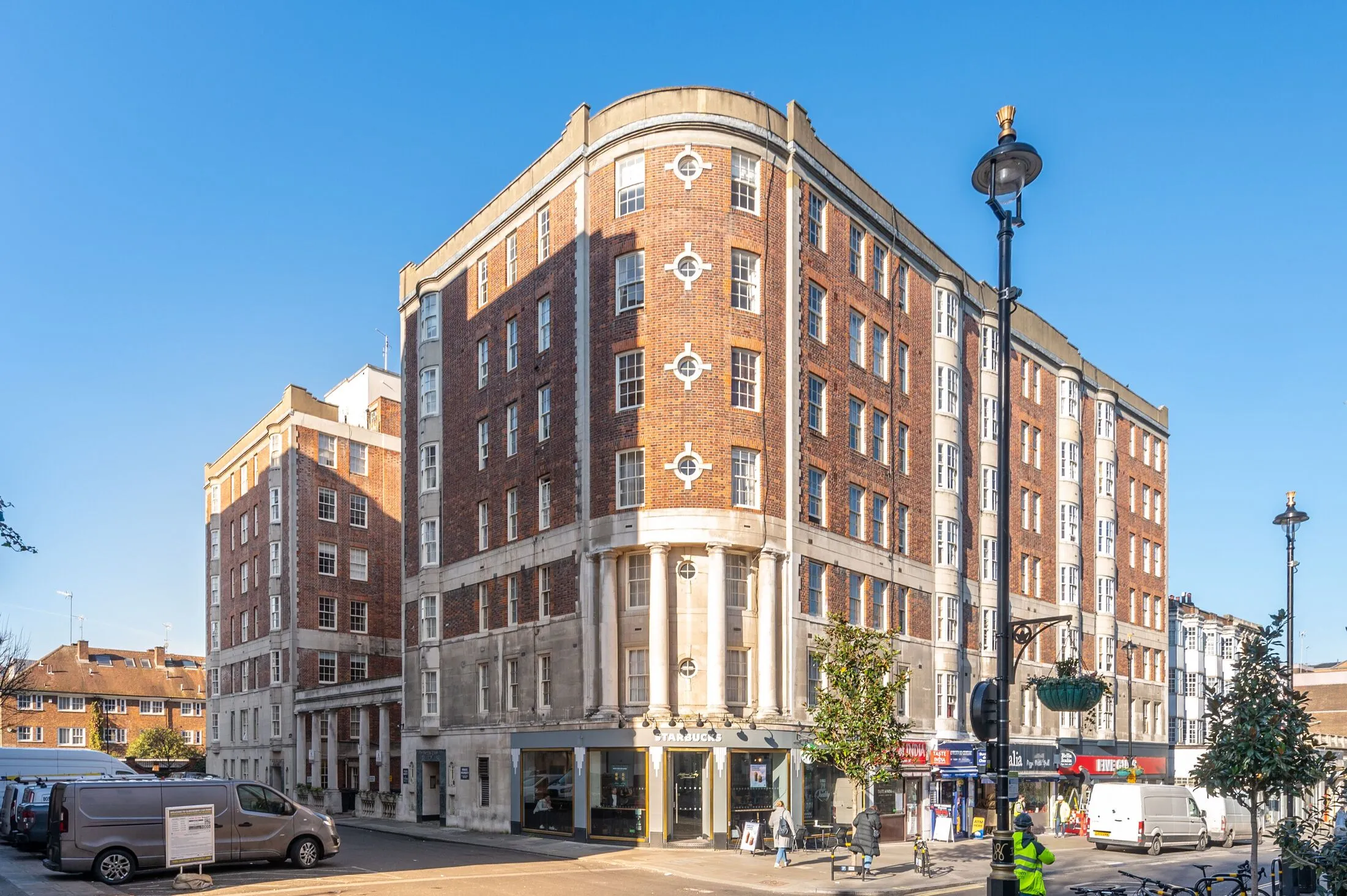 Flat Queensway in City of Westminster