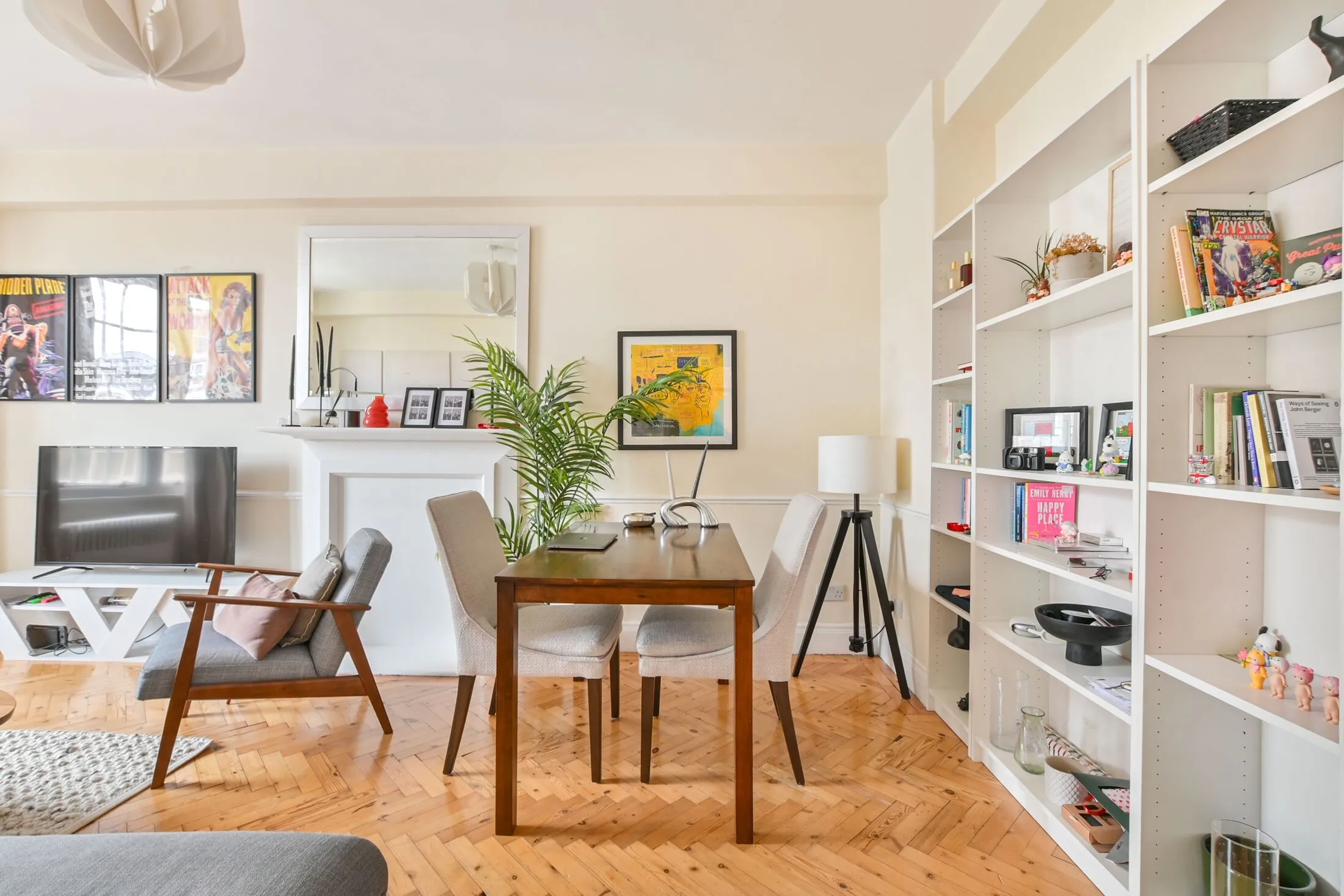 Flat Queensway in City of Westminster