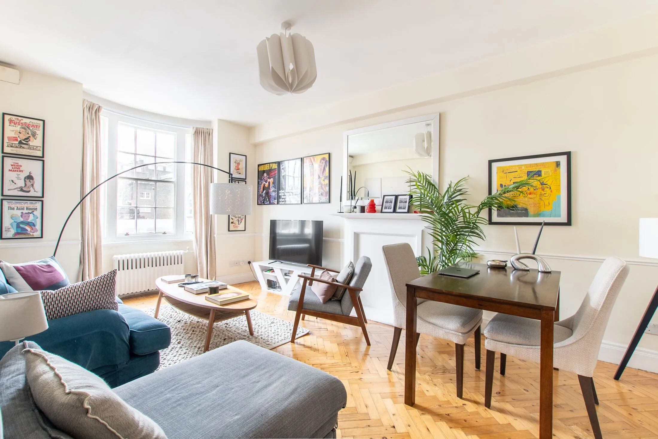 Flat Queensway in City of Westminster