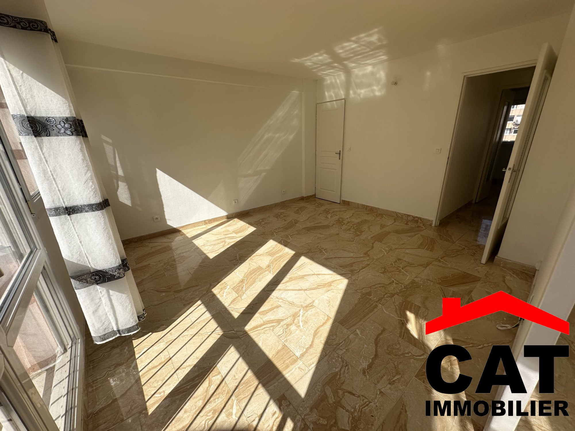 Appartement Avenue de Valvins à Samois-sur-Seine