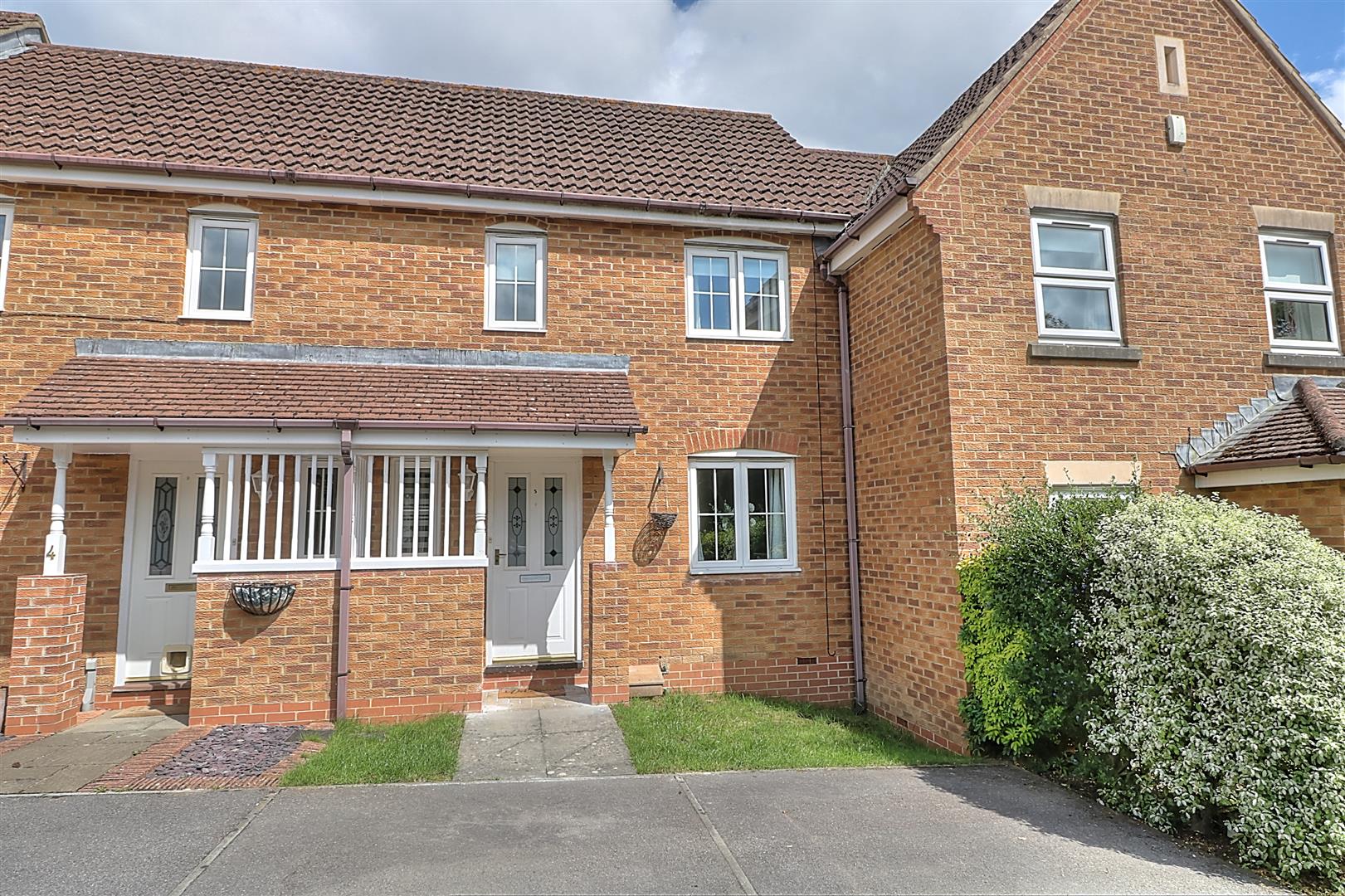 House Celandine Close in Chandler's Ford