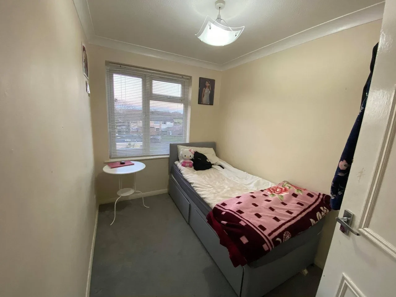 Flat Hetherington Road in Borough of Spelthorne