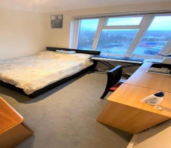 Flat Hetherington Road in Borough of Spelthorne