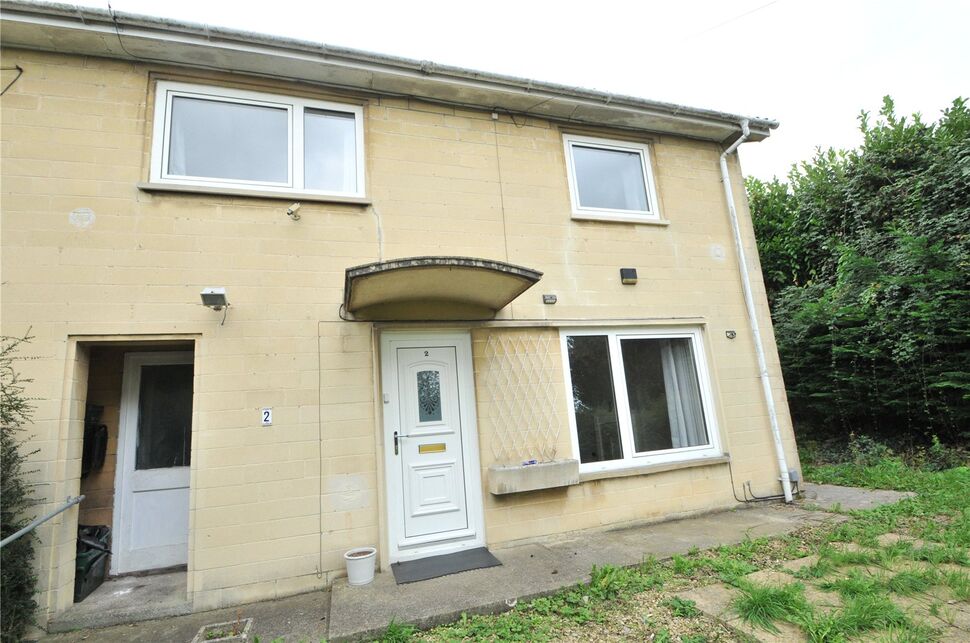 House Eleanor Close in Bath