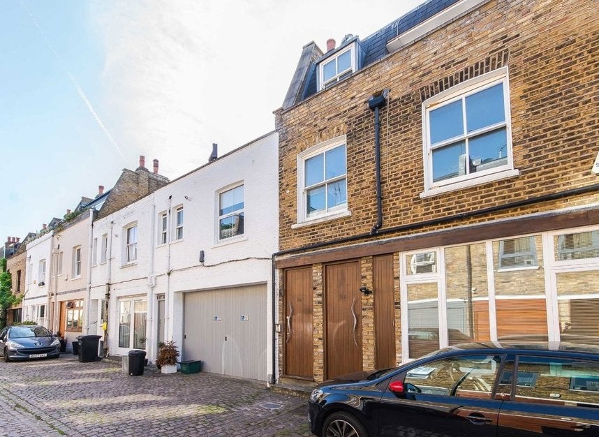 House Primrose Gardens in Greater London