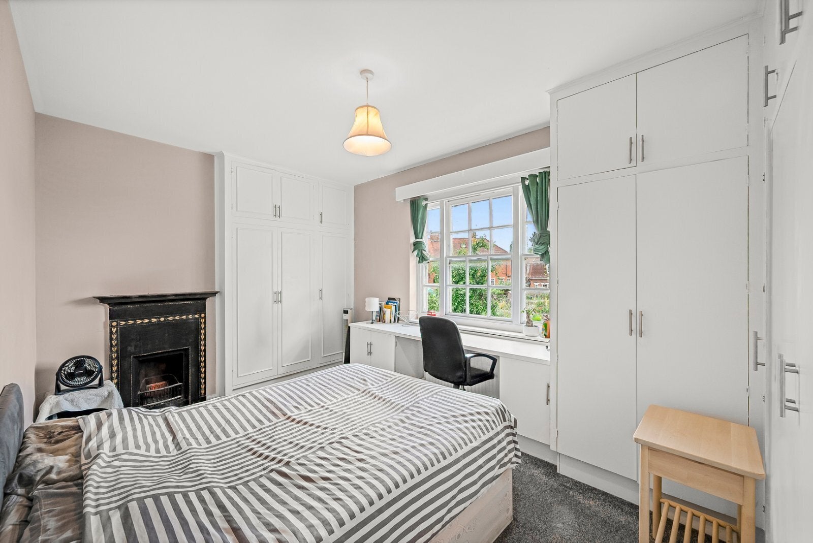 House The Pleasance in Greater London
