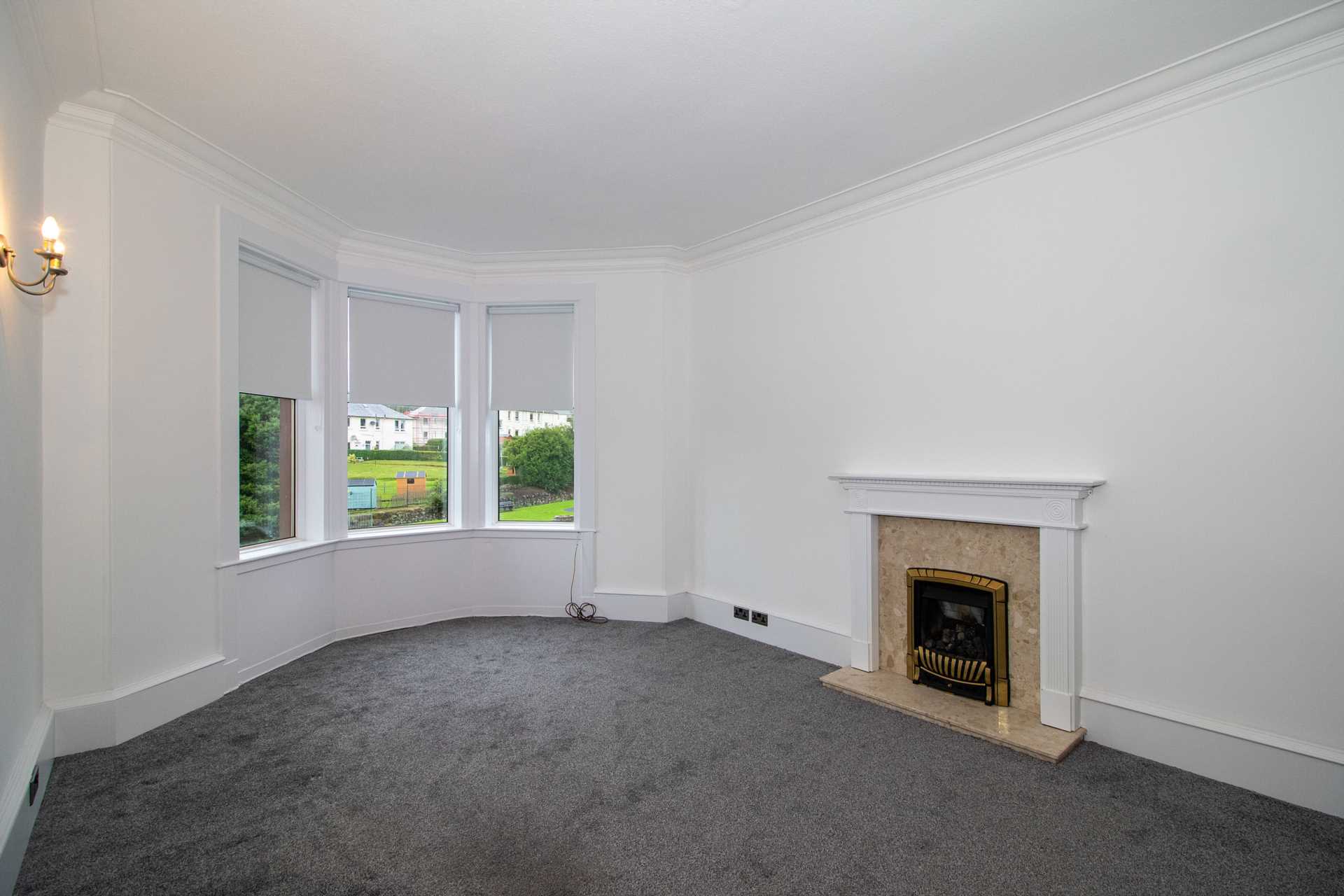 Flat West Glen Road in Kilmacolm