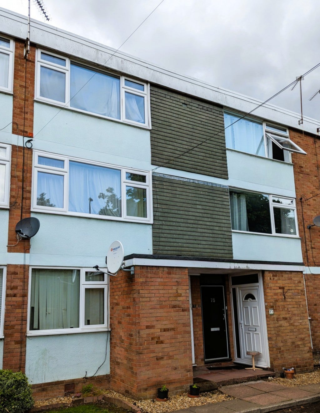 Flat Selsey Close in Coventry