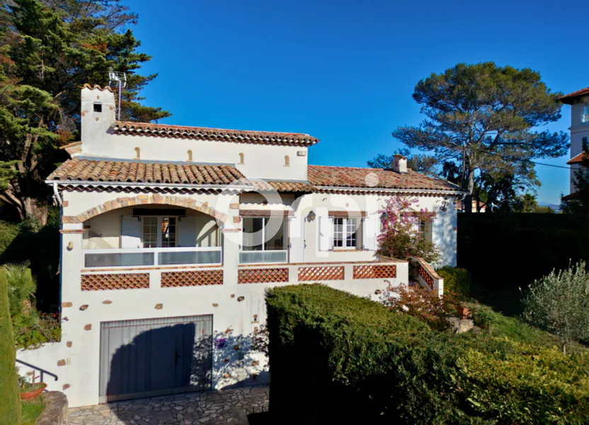 House Boulevard Esterel Parc in Mandelieu-la-Napoule