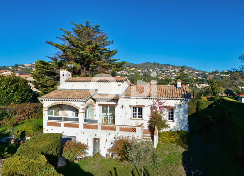 House Boulevard Esterel Parc in Mandelieu-la-Napoule
