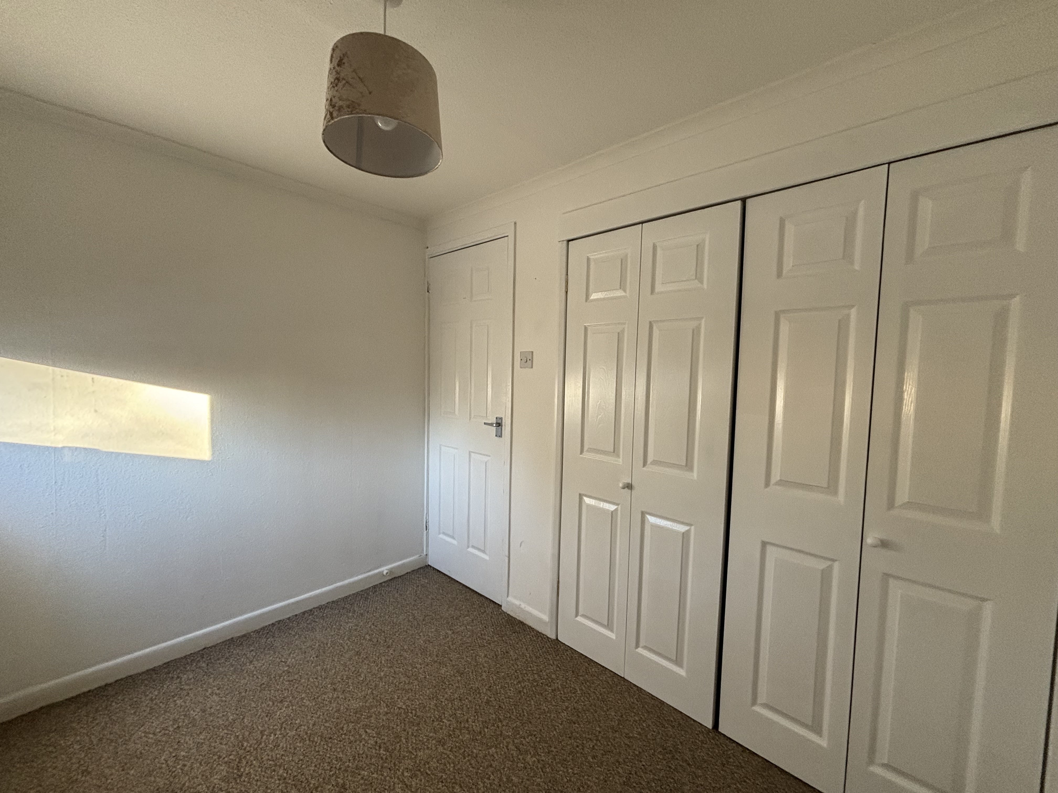 Flat Long Marsh Square in Northampton