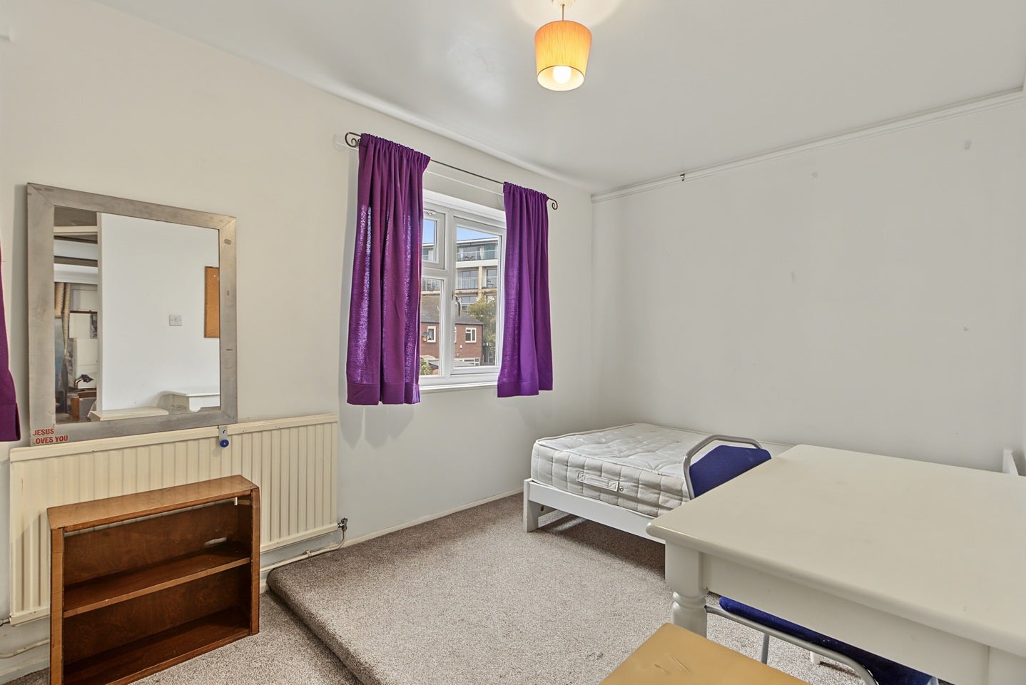 House Rothsay Street in Greater London