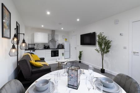 Flat Whitworth Close in Gosport