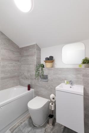 Flat Whitworth Close in Gosport
