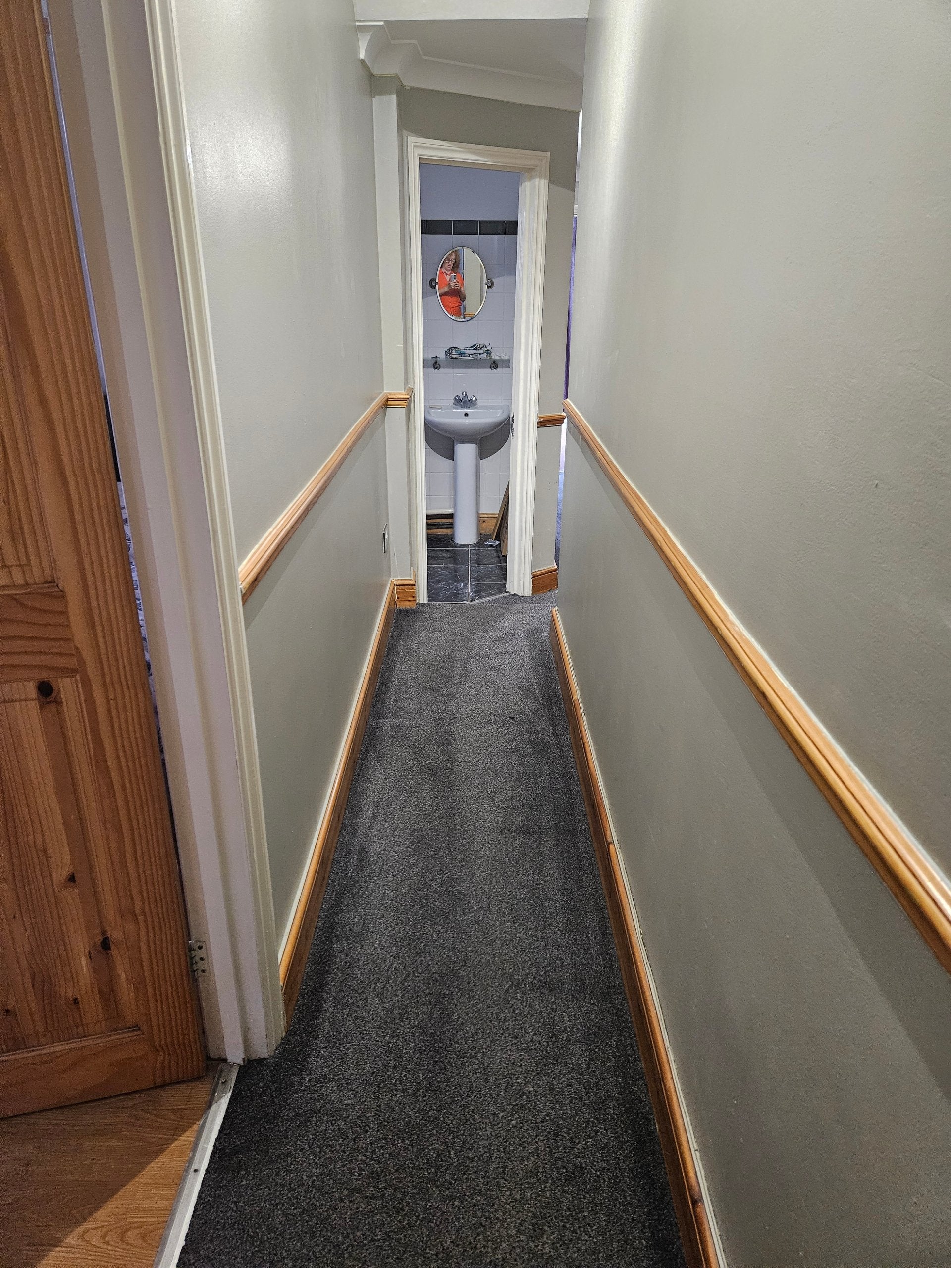 Flat Michael Road in Greater London