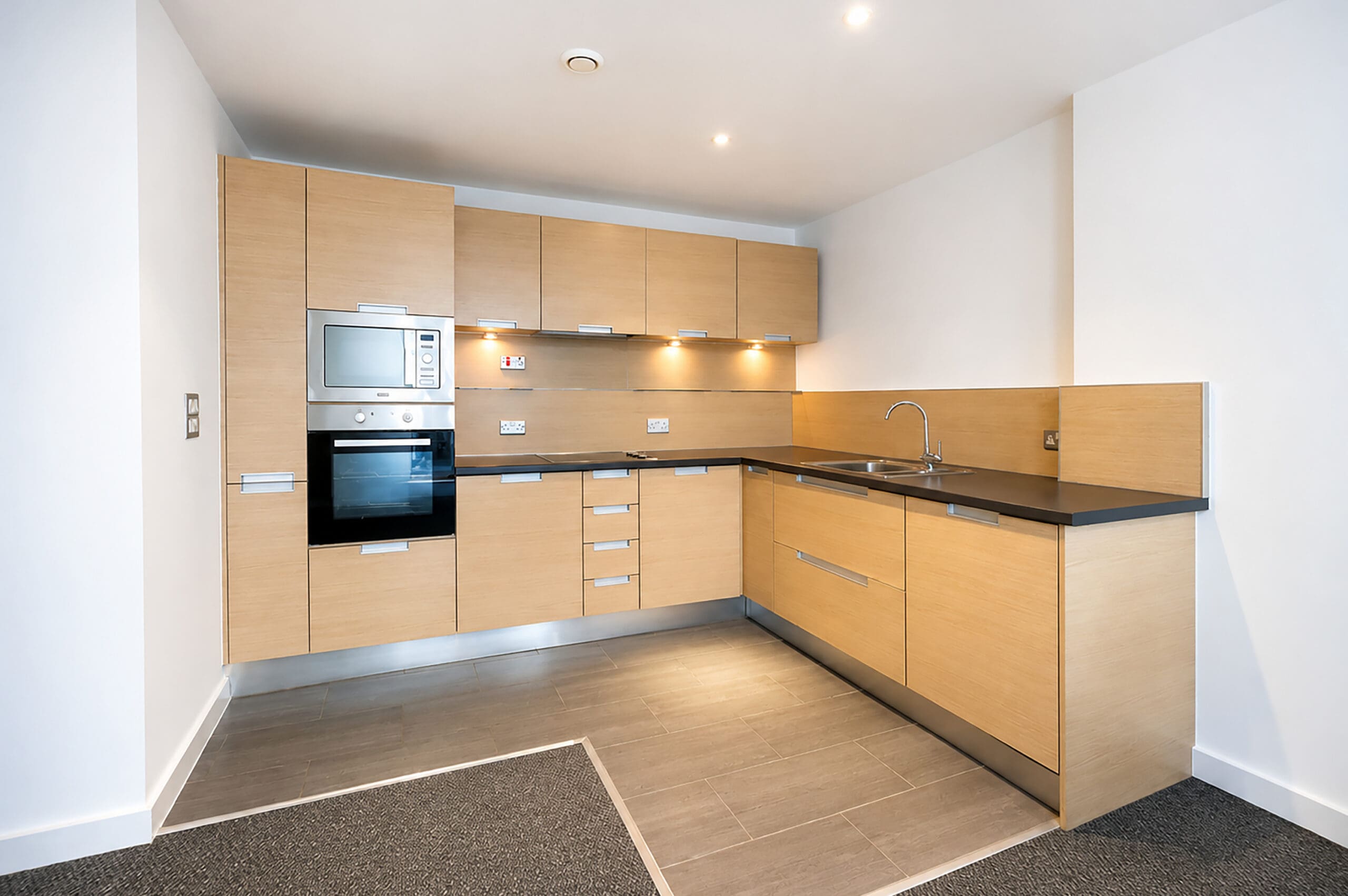 Flat Hornbeam Way in Manchester
