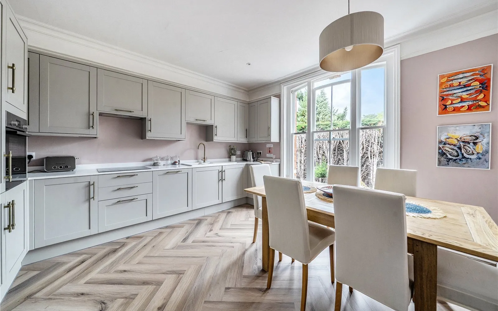 Flat Carbery Lane in Ascot