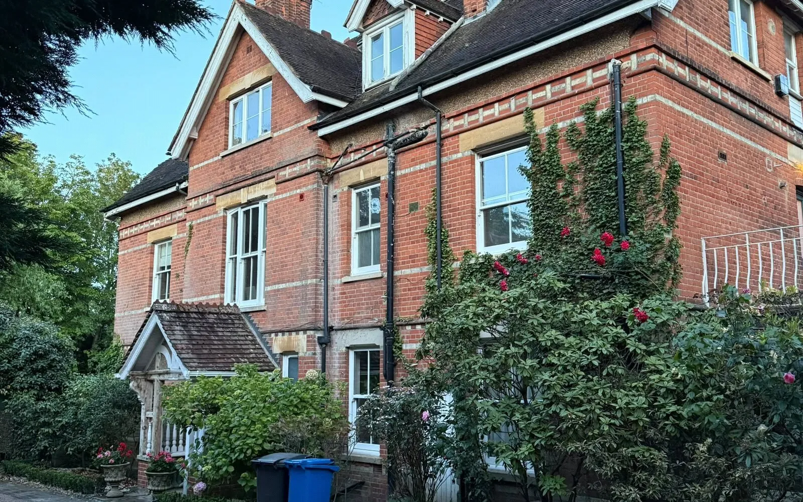 Flat Carbery Lane in Ascot