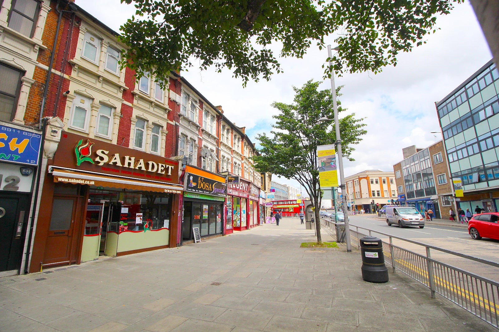 Flat Chapel Road in Greater London