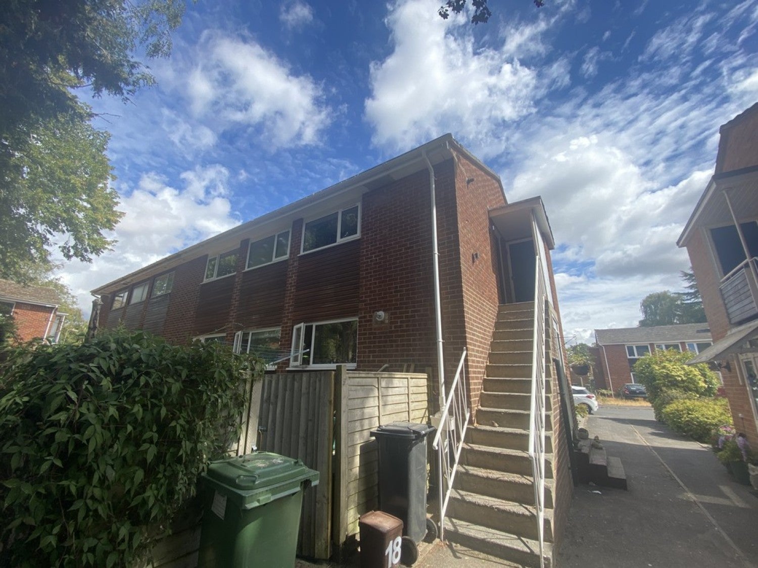 House Charnwood Close in Chandler's Ford
